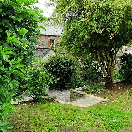 Le Relais Bed & Breakfast Saint-Sauveur-la-Pommeraye